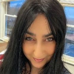 Claudia Simon